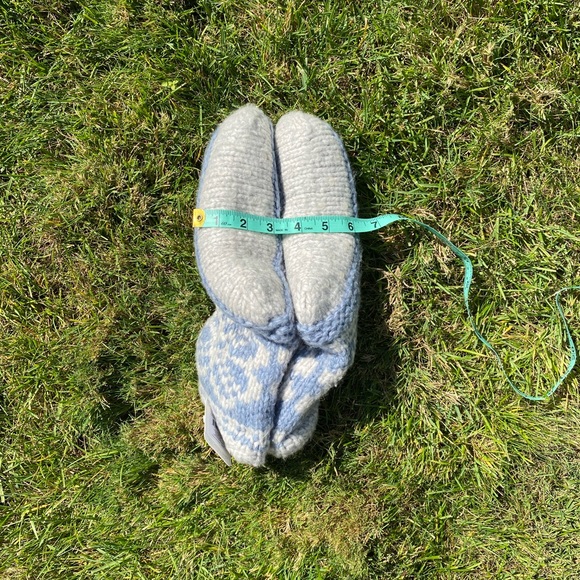 💥HOST PICK💥Lemon Cozy Hand Knit Reading Socks - Picture 2 of 7